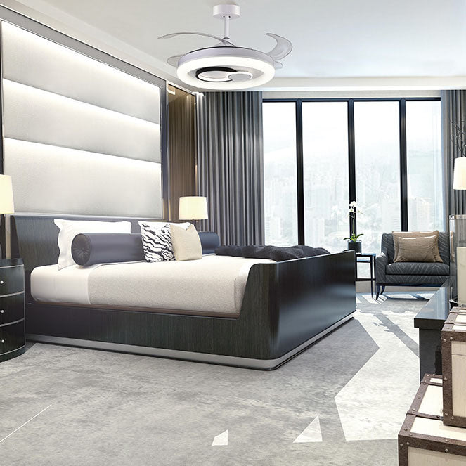 Ventilador de techo BELAIR HERSA F-1033 blanco, 108cm, 10900 lúmenes, 116W LED, 4 aspas retráctiles, mando a distancia, LuzGurú.
