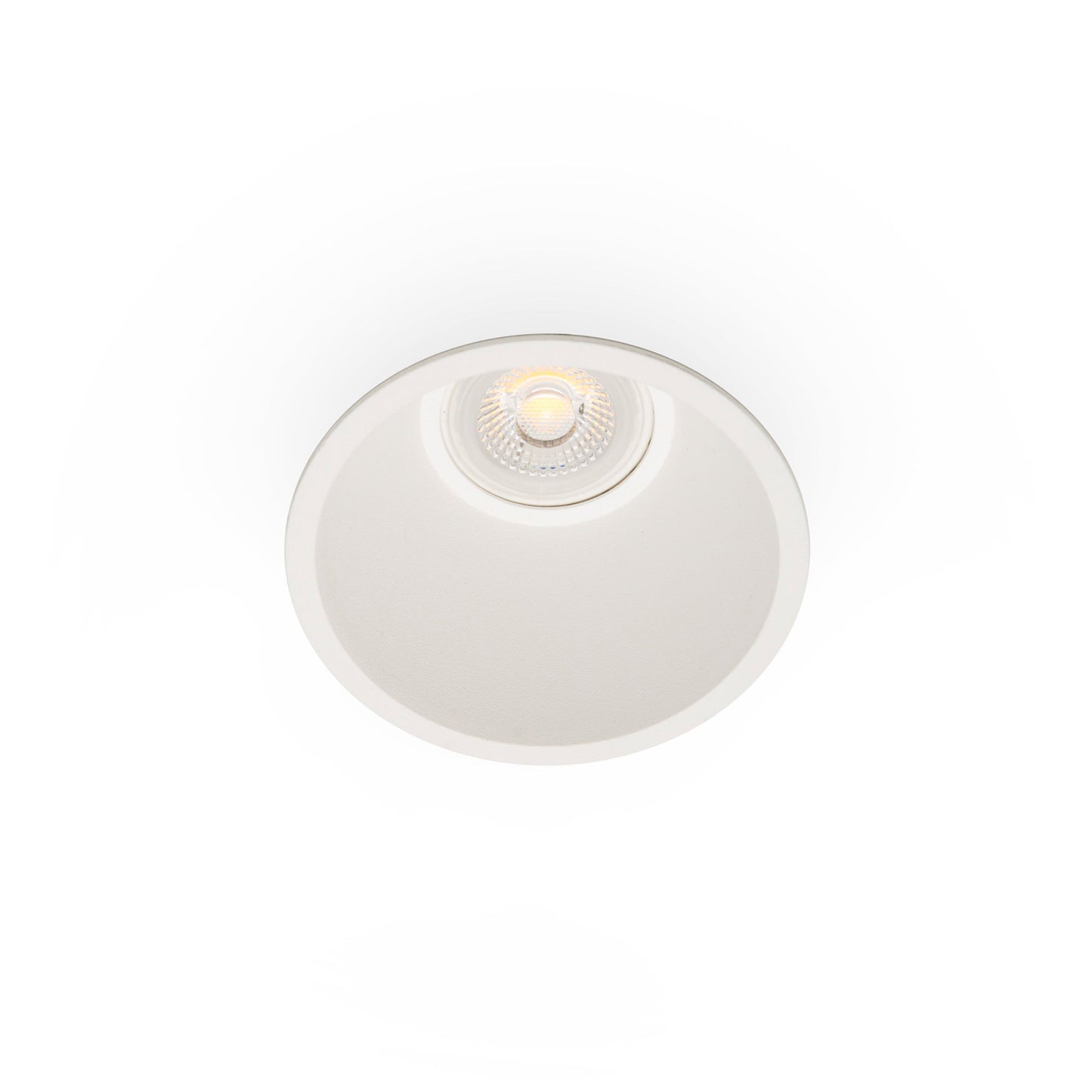 Luminaria empotrable FRESH IP44 blanca en aluminio con base GU10 de FARO para techos interiores en espacios comerciales y hospitality