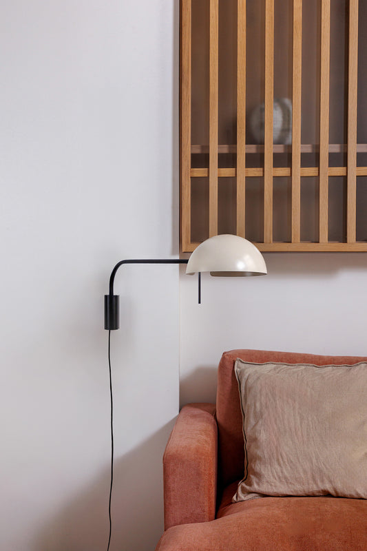 Aplique de pared DOMINICA XL Beige FARO 20040-122 en ambiente interior, luminaria de superficie estilo industrial vintage en acero con iluminación LED