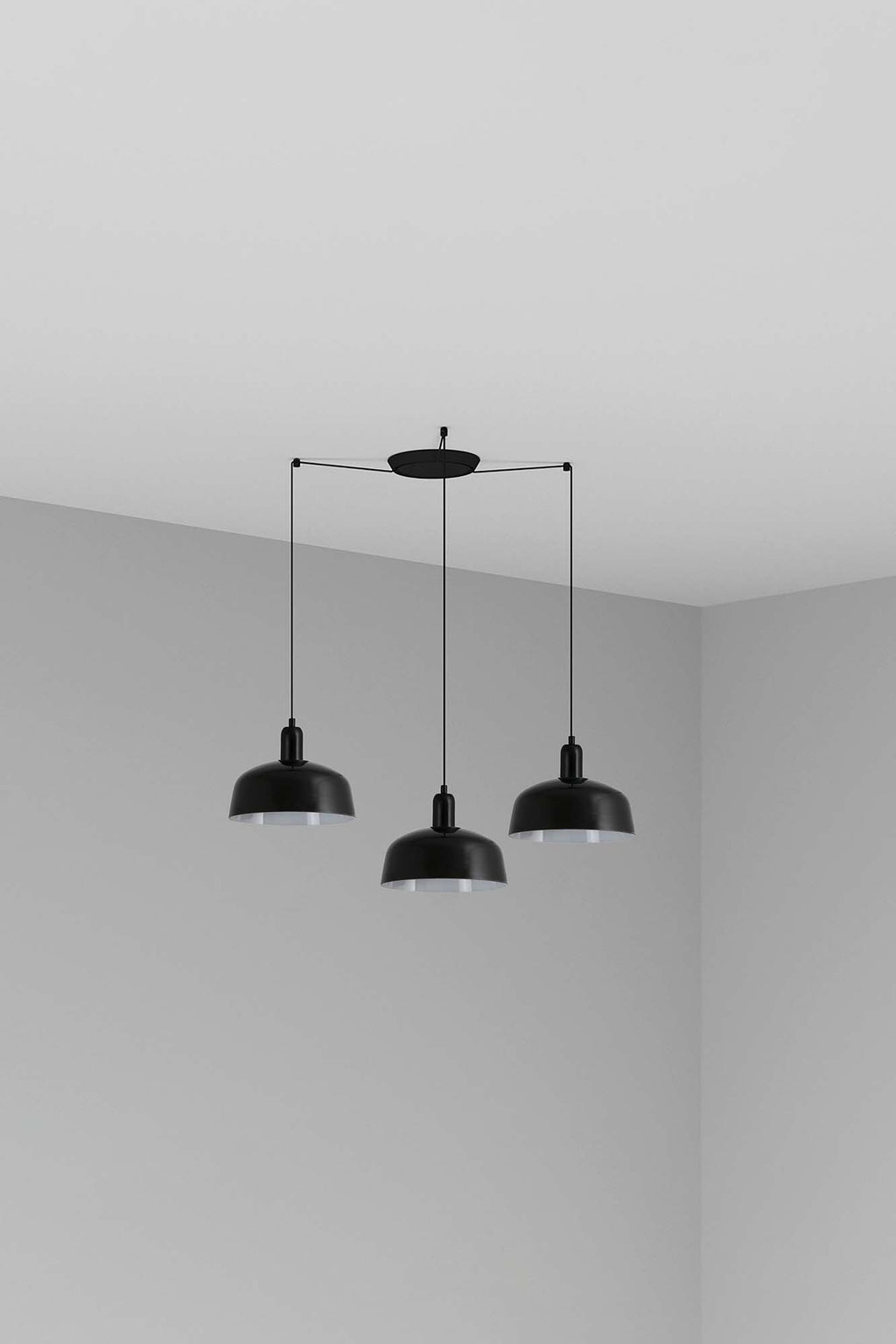 Lámpara colgante negra TATAWIN M de metal 3L FARO, diseño clásico suspensión acero para iluminación focal interior E27 LED