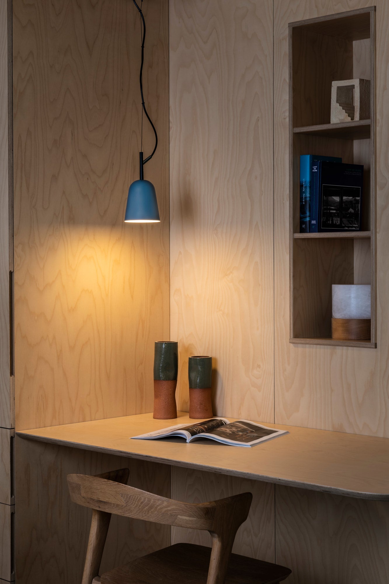 Lámpara colgante STUDIO 110 en azul de FARO (28277), luminaria LED contemporánea de acero en ambiente interior para hogar u oficina