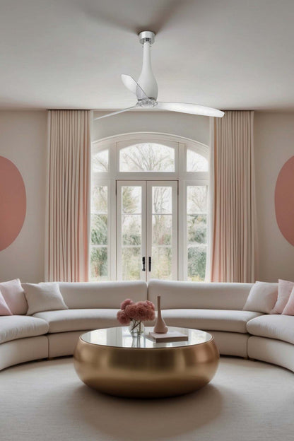 Ventilador de techo ETERFAN M blanco mate y transparente de FARO modelo 32001 en ambiente interior moderno, diseño industrial con motor DC eficiente, mando a distancia y función inversa para ventilación óptima sin luz integrada