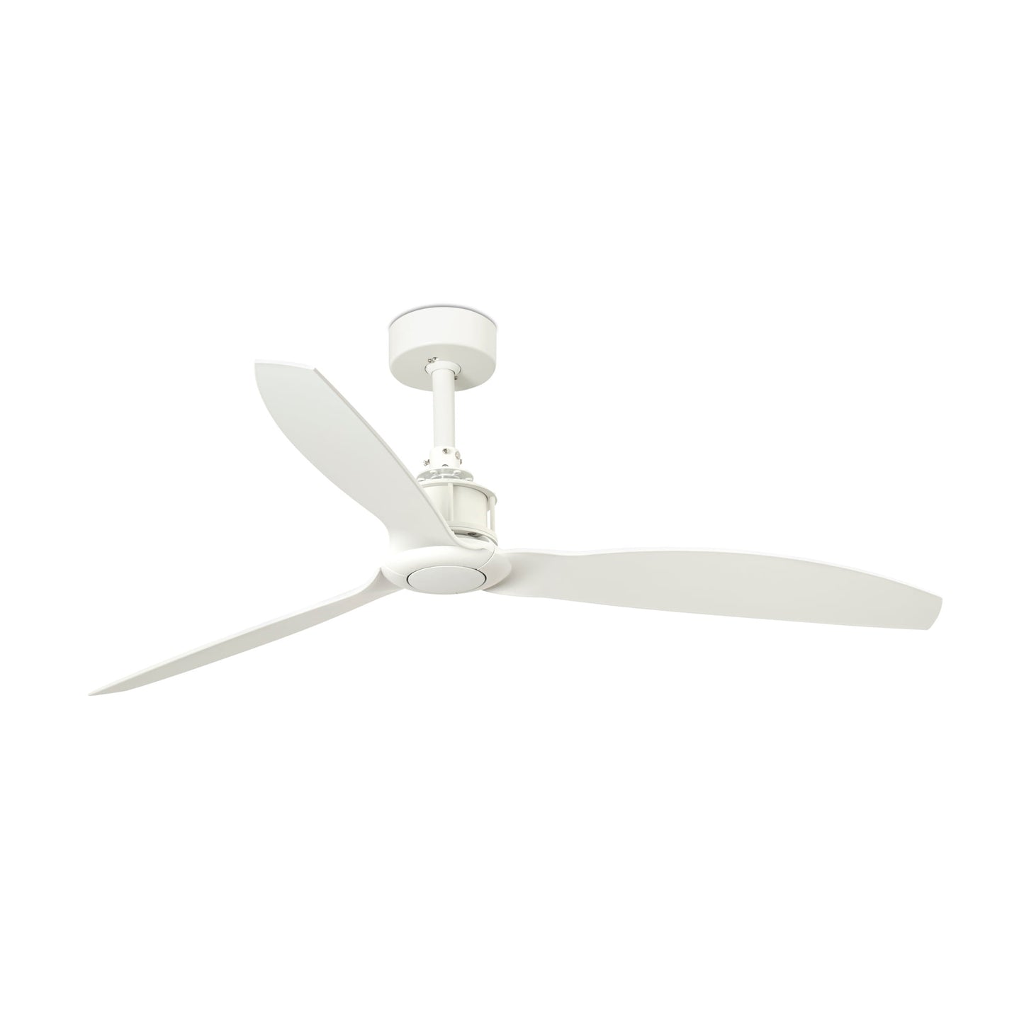 Ventilador de techo JUST FAN M blanco mate de FARO modelo 32101, diseño moderno e industrial con motor DC silencioso, ideal para ventilación en techos inclinados sin luz integrada
