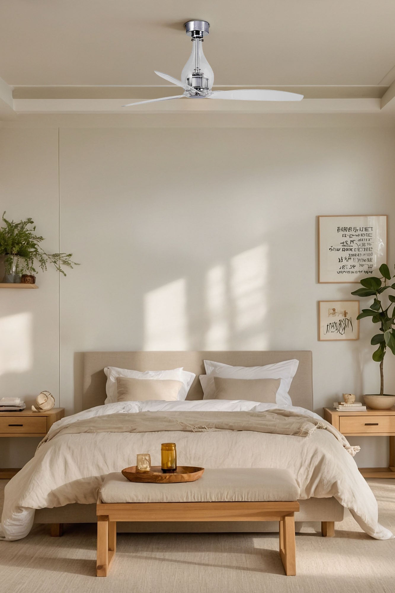 Imagen ambiente del Ventilador de Techo MINI ETERFAN M Transparente de FARO (modelo 33382WW), diseño cromado con motor DC, mando a distancia y función inversa para ventilación eficiente en hogar u oficina.