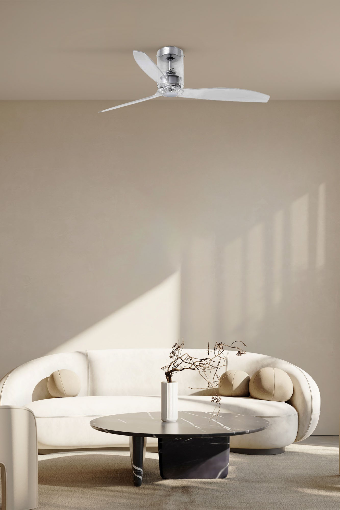 Ventilador de techo MINI TUBE FAN M transparente FARO 33393WW en ambiente moderno, diseño acero cristal, motor DC 6 velocidades, función inversa, ventilación eficiente y bajo ruido para hogar contemporáneo