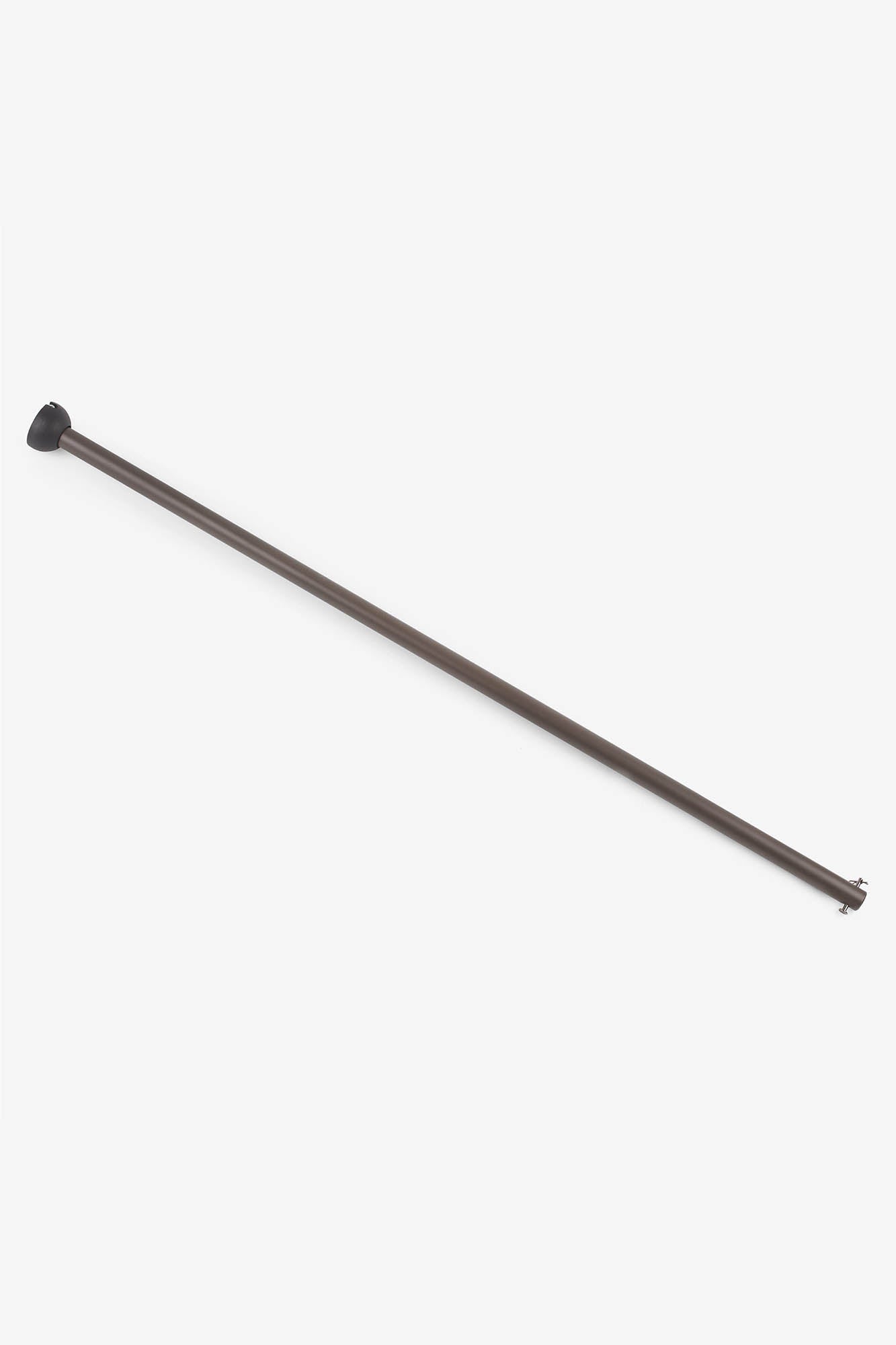 Accesorio tija extensión marrón 910mm Nassau para ventilador de techo FARO modelo 33479 en ambiente interior con techos altos, ventilación eficiente en acero oscuro.