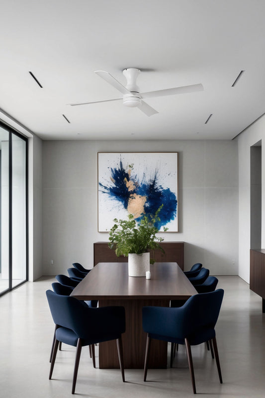 Ventilador de techo LED FRASER XL blanco mate con luz integrada y control Tuya Smart en ambiente hogareño, modelo FARO 33756WT para ventilación inteligente.