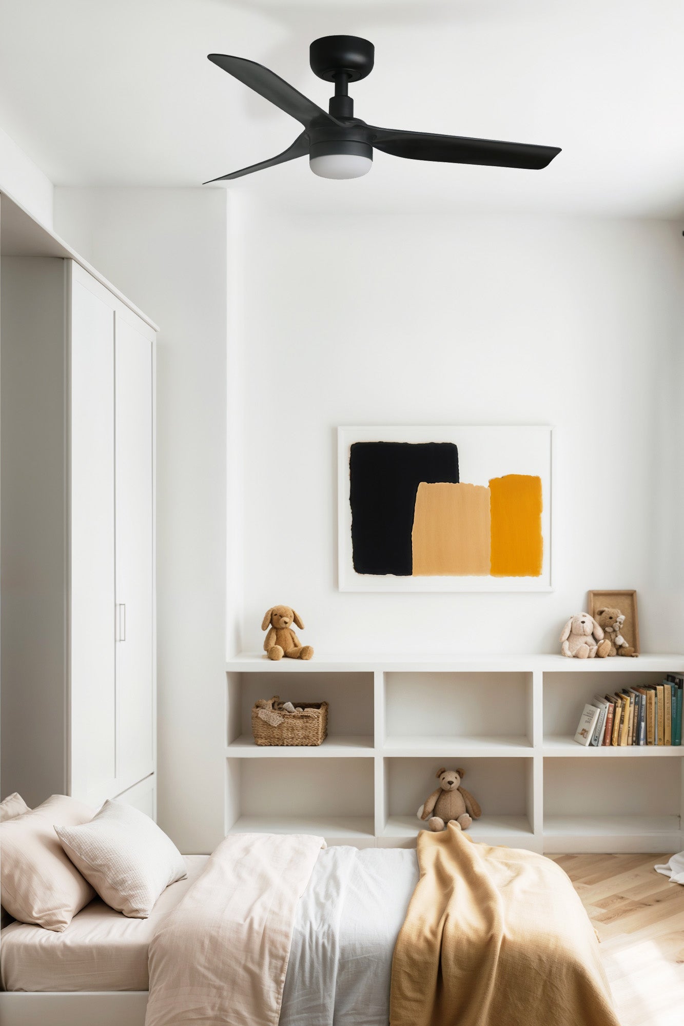 Ventilador de techo MINI PUNT S LED negro mate FARO 33822WT-1TW en ambiente de sala de estar moderna, con luz LED integrada, motor DC y compatibilidad smart Tuya para hogar inteligente y ventilación eficiente.