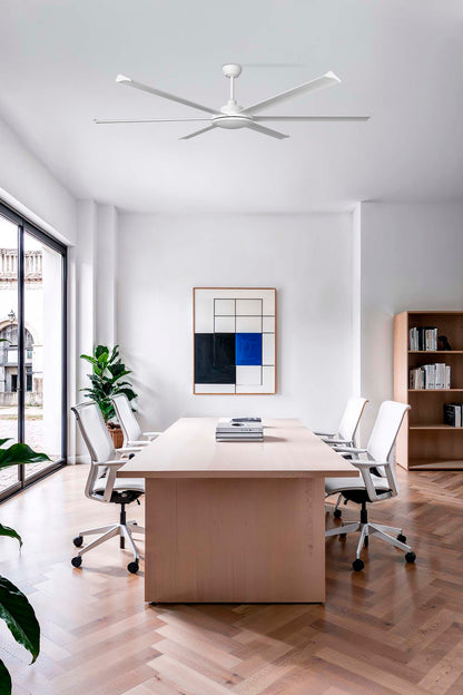 Ventilador de techo ROTTERDAM 20 XL blanco de FARO modelo 34202 en ambiente moderno, sin luz integrada, motor DC eficiente para grandes espacios, con mando a distancia y 6 velocidades para ventilación óptima.