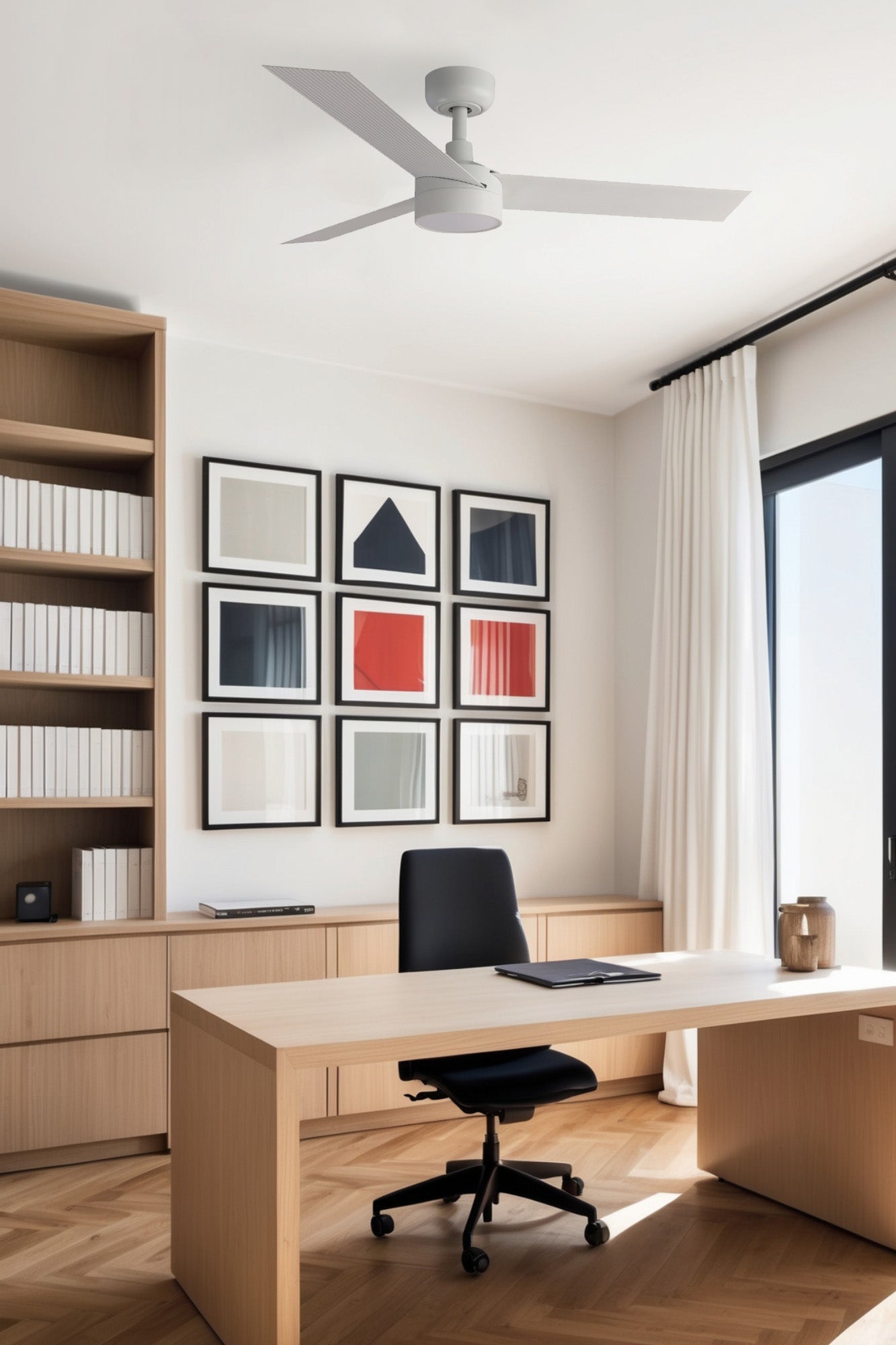 Ventilador de techo con luz LED CRUISER S Blanco WIZ de FARO en ambiente hogareño, ventilación eficiente con mando a distancia y motor DC.