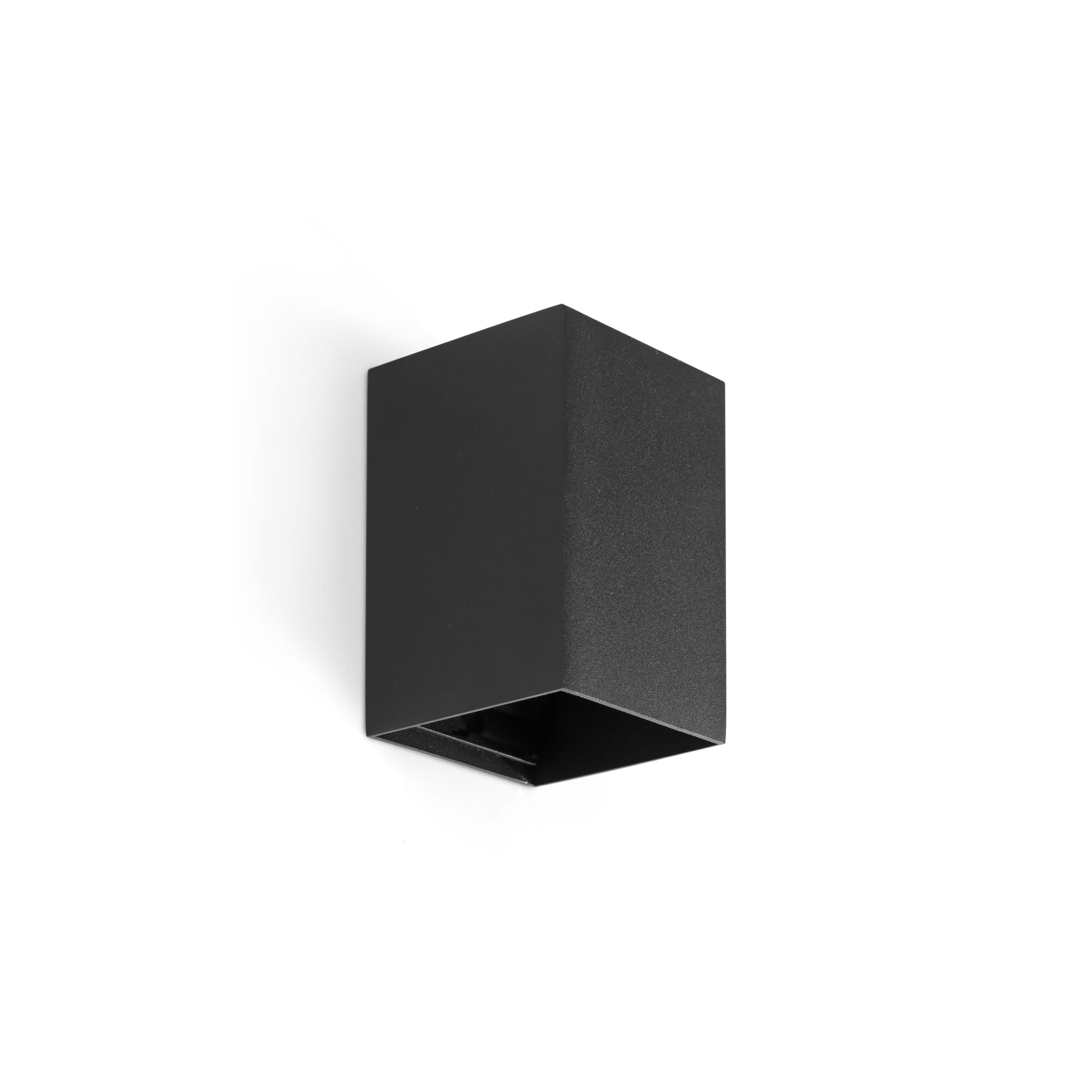 Aplique de pared LUNE cuadrado negro FARO 40531, luminaria de superficie en aluminio y acero para iluminación interior moderna en hogar