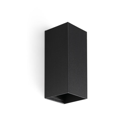 Aplique de pared LUNE 2L negro estriado FARO modelo 40566, luminaria LED interior en aluminio de diseño moderno para hogar contemporáneo.
