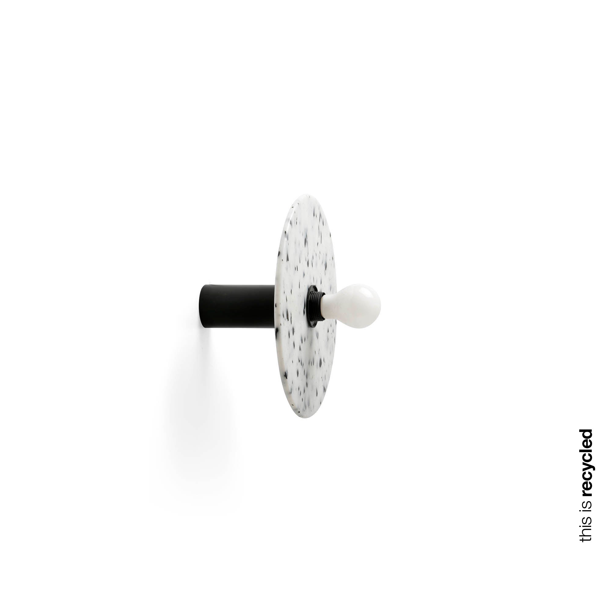 Lámpara aplique plafón Confetti 300 H140 marmóreo FARO 62174-50, luminaria de superficie interior moderna y sostenible en PET reciclado y aluminio.