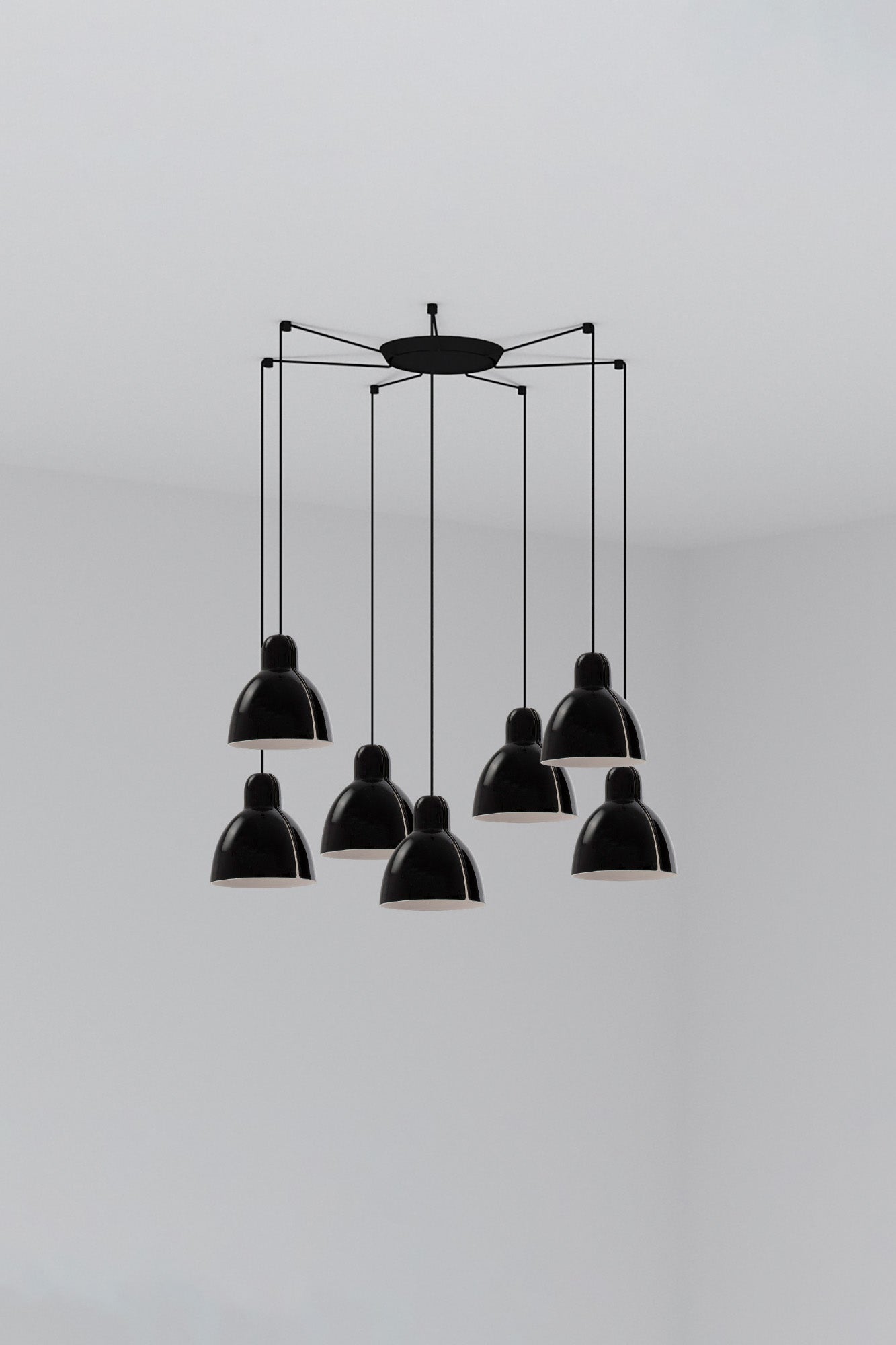 Luminaria colgante VENICE 7L negra de FARO, 7 luces en cerámica y acero, ideal para salón o comedor interior.