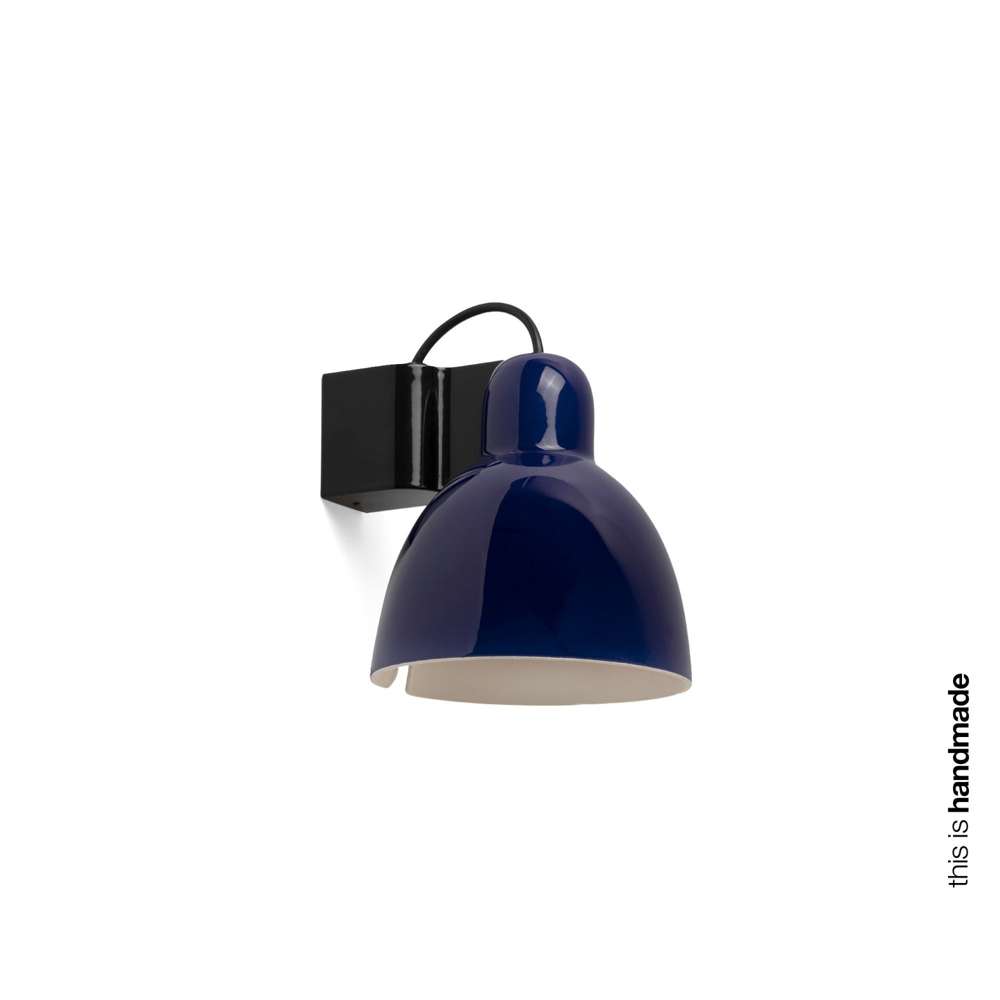 Luminaria de pared VENICE en azul cobalto de FARO, modelo 64274, diseño artesanal en cerámica y aluminio para iluminación interior del hogar