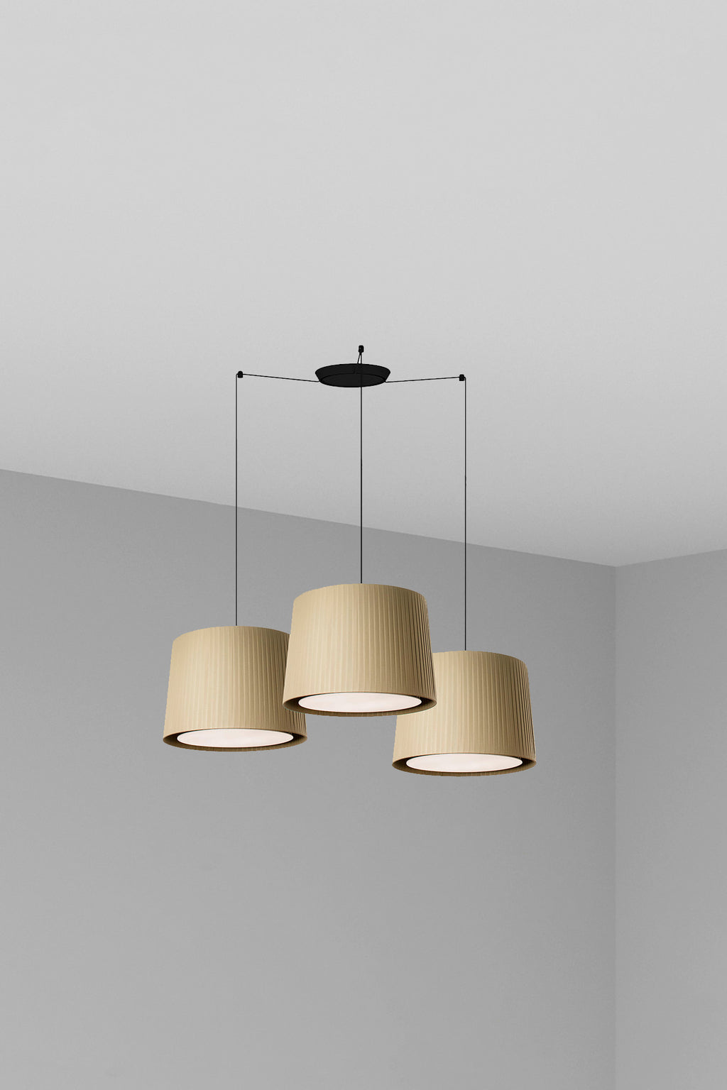 Lámpara colgante SAMBA 3L negra y verde de FARO, iluminación interior en acero textil para hogar y hospitality, compatible con LED E27, modelo 64314-46-3L