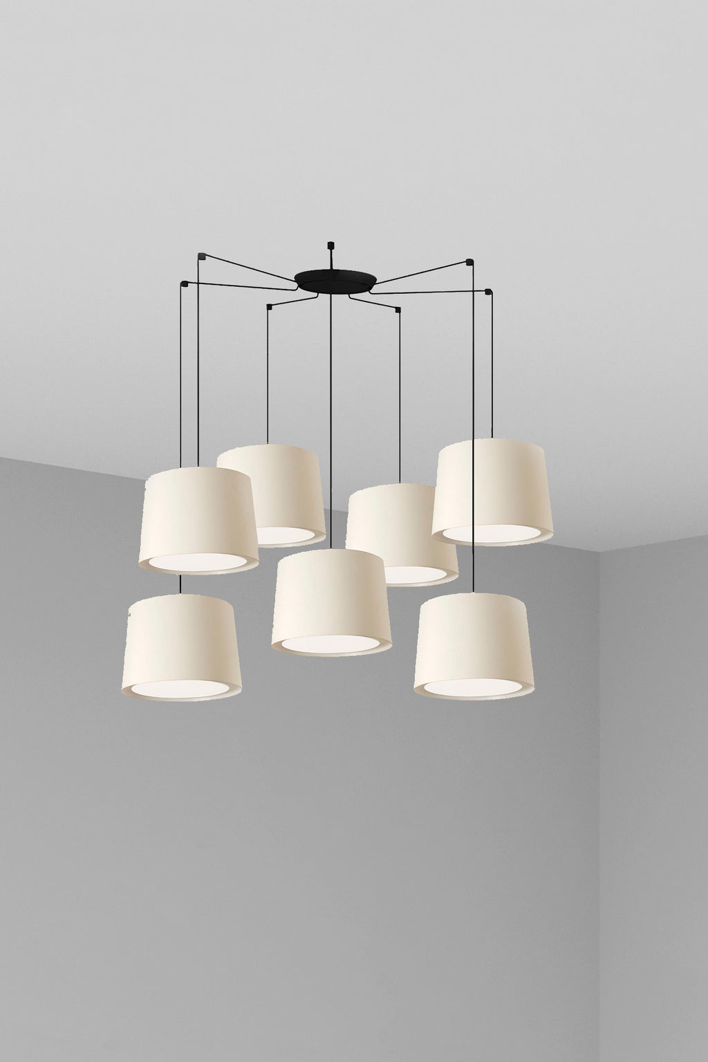 Lámpara colgante CONGA 7L de FARO en blanco y negro mate, luminaria de suspensión interior en acero y textil para habitaciones y salas de estar, modelo 64314-54-7L