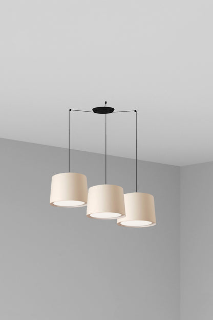 Lámpara colgante Conga 3L beige de FARO modelo 64314-55-3L, luminaria de suspensión interior en acero negro mate, textil y papiro para habitaciones y salas de estar