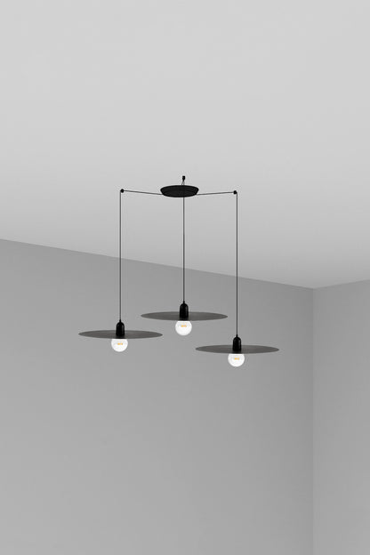 Luminaria colgante PLAT 3L negra FARO 68145-3L, diseño escandinavo en acero para interior con 3 luces E27 LED suspension LUZGURU