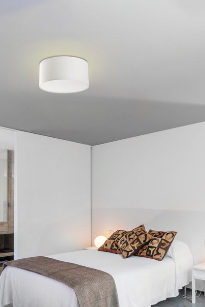 Plafon SEVEN 400 Blanco de FARO en ambiente interior residencial, luminaria de techo superficie LED E27 con diseño textil y acero en color blanco, iluminación moderna 68298