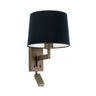 Aplique de pared ARTIS con lector integrado de FARO, modelo 68492-03, en bronce envejecido y negro, diseño atemporal para iluminación interior del hogar.