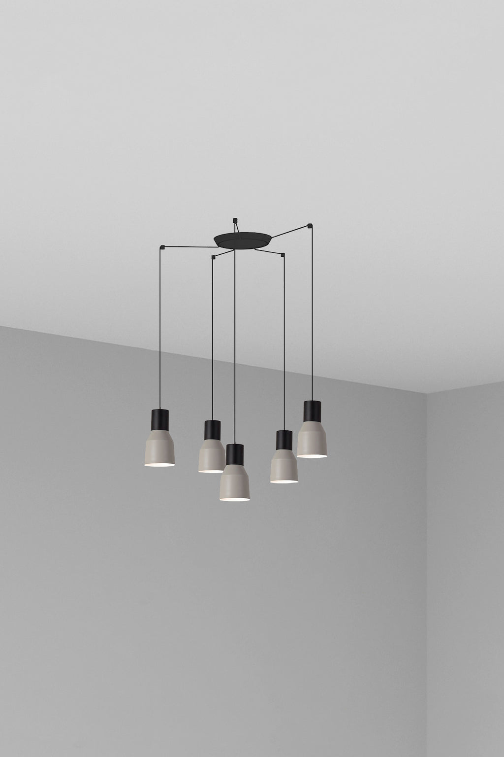 Lámpara colgante moderna KOMBO 120 5L gris de FARO, diseño suspendido en acero LED para iluminación interior, NUTCREATIVES 68591-5L