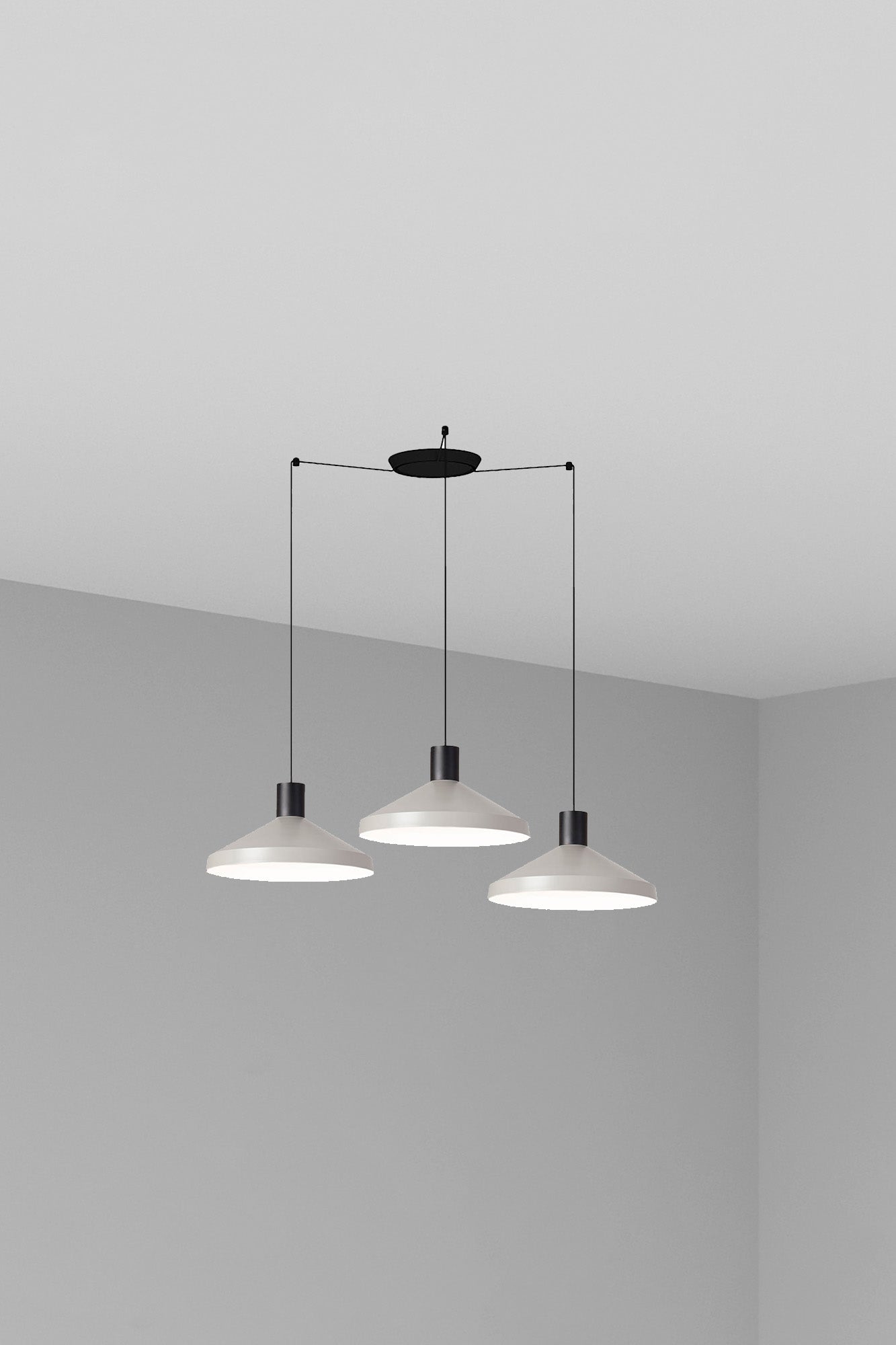 Lámpara colgante KOMBO 400 3L gris de FARO 68595-3L, en metal y acero, ideal para iluminación interior en salón o comedor