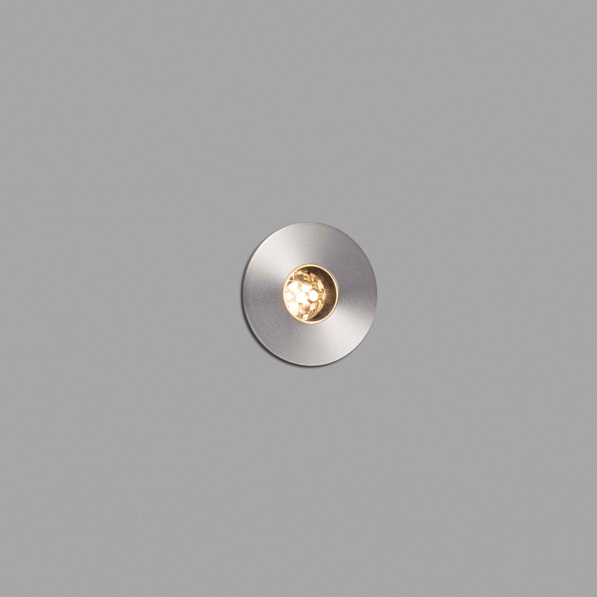 Luz empotrable LED GRUND 37 Inox 2W 2700K FARO modelo 70733, iluminación suelo exterior para jardines y terrazas, IP67 impermeable y anti-deslumbrante