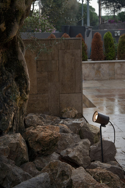 Faro estaca FLOW negra mate de aluminio para jardín y terraza exterior, accesorio iluminación diseño moderno 71548