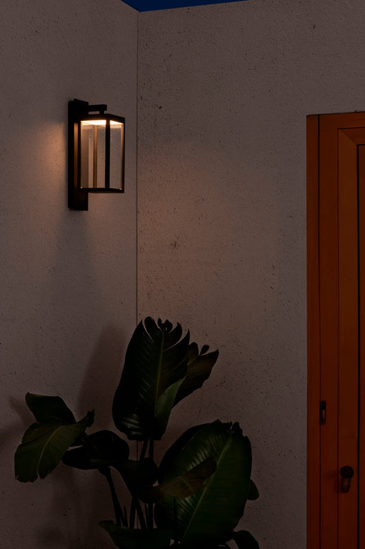 Aplique de pared exterior Kerala en gris oscuro de Faro modelo 74453, luminaria LED SMD IP54 para jardín e entrada de casa, iluminación ambiente resistente al agua.