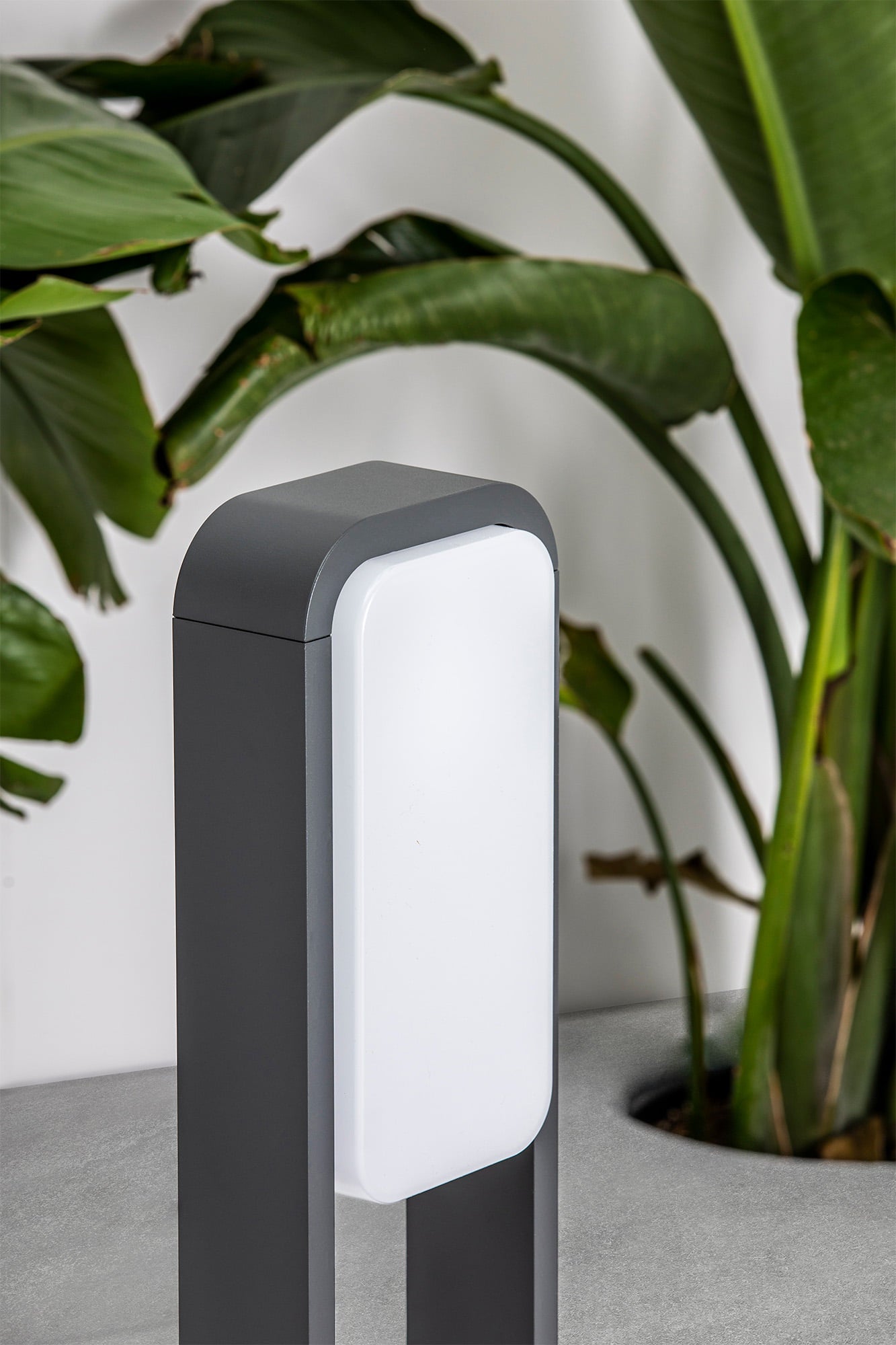 Baliza iluminación exterior Sticker gris oscuro faro LED 3000K aluminio IP55 en jardín ambiente