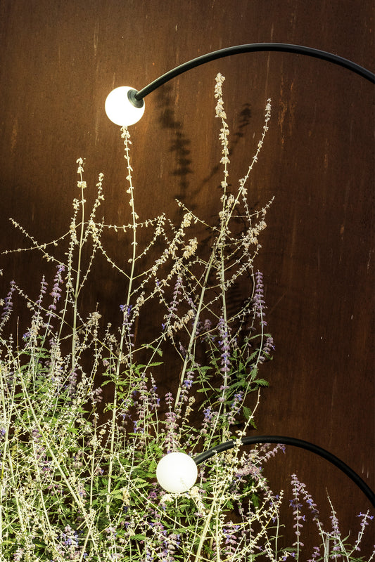 Estaca exterior CUCA 1193 negra FARO en jardín iluminado, luminaria suelo LED COB minimalista acero inoxidable colección 7559