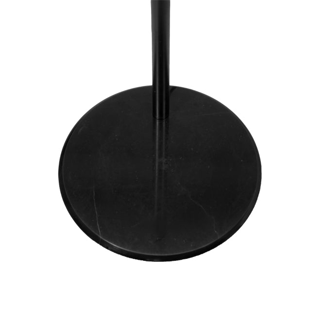 Lámpara de pie con casquillo E27 BELAIR, perfecta para crear ambiente en el salón.