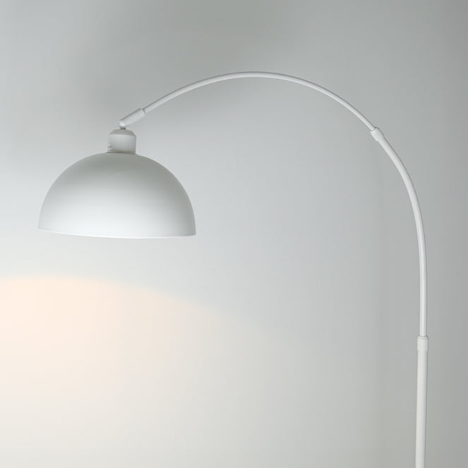 Lámpara de pie Amalfi fabricada en mármol color blanco