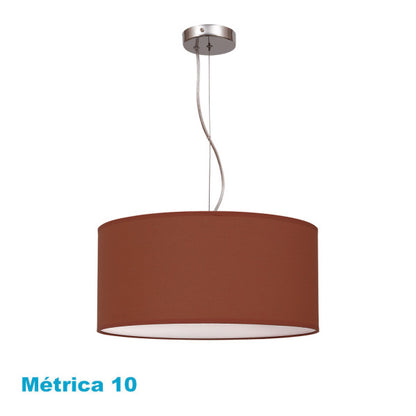 Colgante Nicole en color chocolate 3xE27 de Abrila, lámpara colgante moderna con luz difusa para decoración interior y iluminación doméstica en metal texturizado y textil marrón.