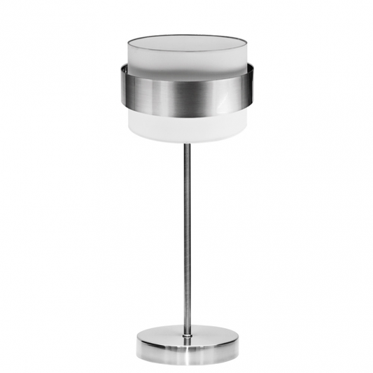 Lámpara de sobremesa Bremen en cromo, blanco y plata de Abrila, diseño moderno con pantalla textil para luz difusa, ideal para iluminación doméstica y decoración interior, casquillo E14, referencia 066471020.