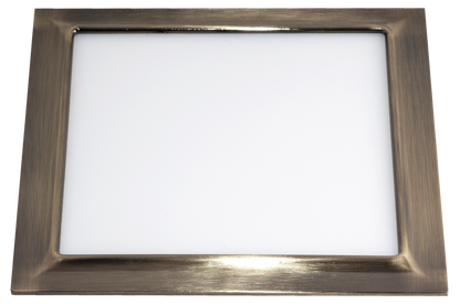 Downlight LED Ventura Cuero empotrable 16W, 18x18 cm, luz cálida – Fabrilamp