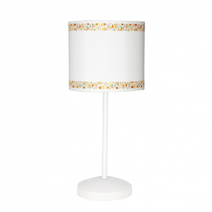 Lámpara sobremesa Cenefa de Abrila en blanco y naranja con base de metal textil, ideal para iluminación infantil y decoración de interiores, modelo 107371004 con casquillo E14.