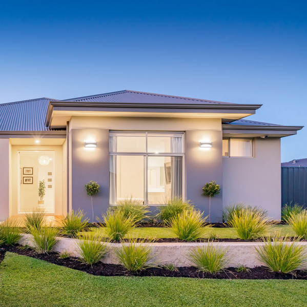 Aplique exterior Daikon gris IP65 de Fabrilamp en policarbonato, iluminación exterior moderna para jardín y terraza (modelo 126661028)