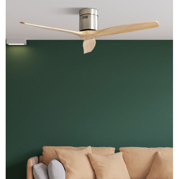 Ventilador de techo Aguilon en níquel con aspas de haya, modelo Abrila de 132 cm, 6 velocidades, motor DC eficiente, mando a distancia y función verano-invierno para interiores domésticos.