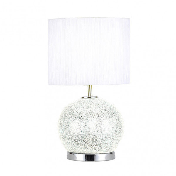 Lámpara sobremesa Secoya de Abrila en acabado espejo/cromo con LED integrado, pantalla textil y mosaico de cristal para iluminación difusa en decoración interior de hogar moderno