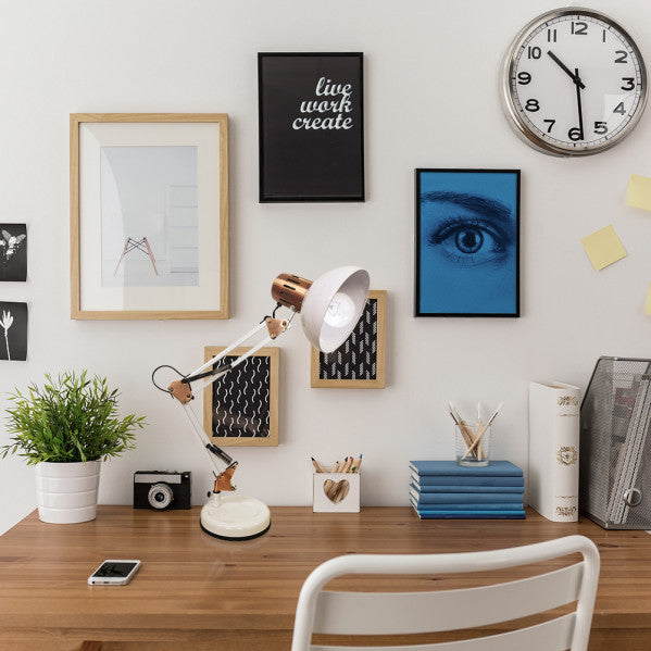 Flexo articulable blanco/cobre (Rutilo) de Fabrilamp – 140371067, iluminación de metal para escritorio u oficina