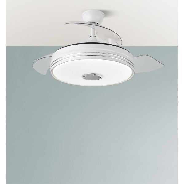 Ventilador de techo Matanuska blanco de Abrila, 72W con aspas retráctiles, LED integrado y control Bluetooth para ventilación en verano e invierno, ideal para interiores domésticos.