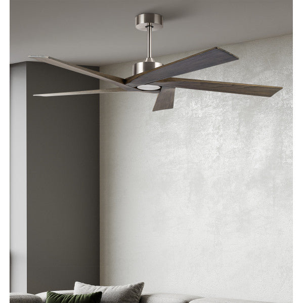 Ventilador de techo Nadir modelo Abrila en níquel rústico con 5 aspas de metal y madera, 142 cm de diámetro, motor DC eficiente para uso doméstico interior, con control remoto AI2 reversible para verano e invierno, referencia 159190528.