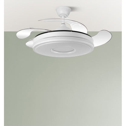 Alt Image: Ventilador de techo Dani en blanco con 107 cm, modelo Abrila, ahorra energía con motor DC y aspas retráctiles. Incluye luz LED regulable, mando a distancia y temporizador. Perfecto para uso doméstico en interiores.
