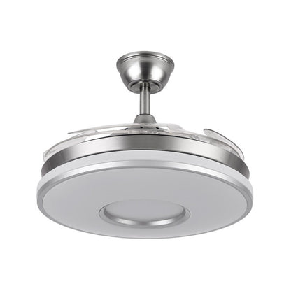 Ventilador de techo Dani en níquel satinado de 107 cm con aspas retráctiles, marca Abrila modelo 165391420, motor DC eficiente y luz LED integrada regulable para interiores domésticos.