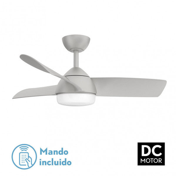 Ventilador de techo Haur Plata 24W DC con luz LED integrada, control remoto incluido, diseño moderno en metal, MDF y policarbonato para interiores domésticos, modelo Abrila AI2 173391310