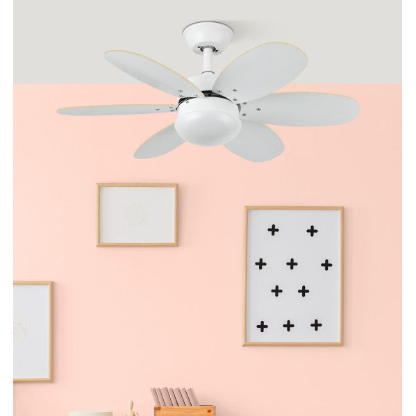 Ventilador de techo DC Alves Blanco con 6 aspas reversibles en haya, modelo Abrila AI2 de 175791601, motor DC eficiente con 6 velocidades, control remoto, temporizador y luz E27 para uso doméstico interior.