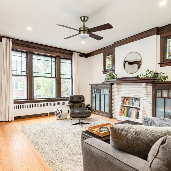 Ventilador de techo Sofia DC con aspas reversibles en cuero, acabado cerezo y nogal, motor DC eficiente, mando a distancia incluido para ventilación verano e invierno en interior doméstico, modelo Abrila 175992436