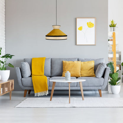 Colgante Fabrizio Natural/Yema 50x50 cm de Abrila, lámpara colgante moderna de metal negro con luz difusa textil para decoración interior doméstica, diseño ai2 contemporáneo en tonos natural y yema, iluminación colgante Fabrizio para hogar elegante.